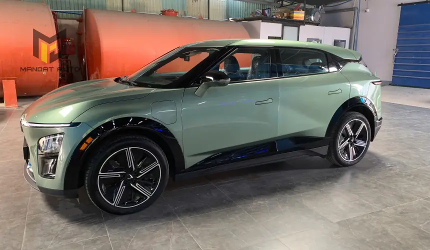 VINFAST VF7 - PLUS FWD - 2025