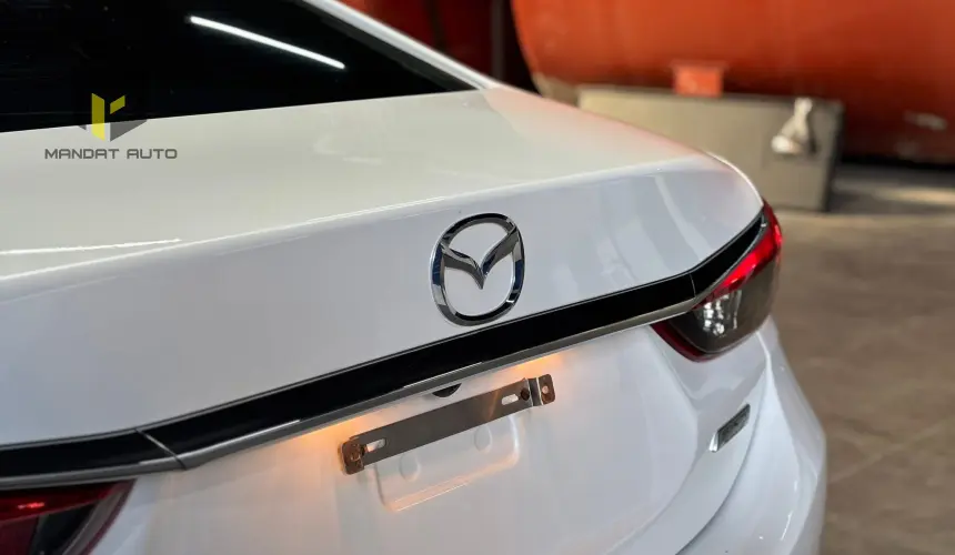 MAZDA 6 2015