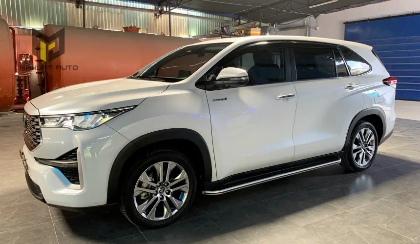 TOYOTA INNOVA CROSS HYBRID - 2025