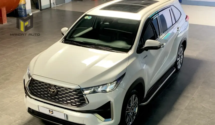 TOYOTA INNOVA CROSS HYBRID - 2025