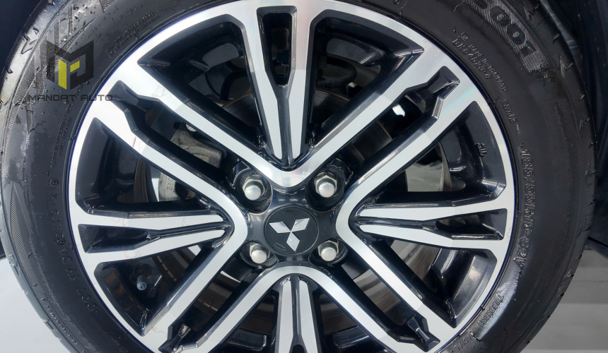 Mitsubishi Attrage 1.2MT 2021