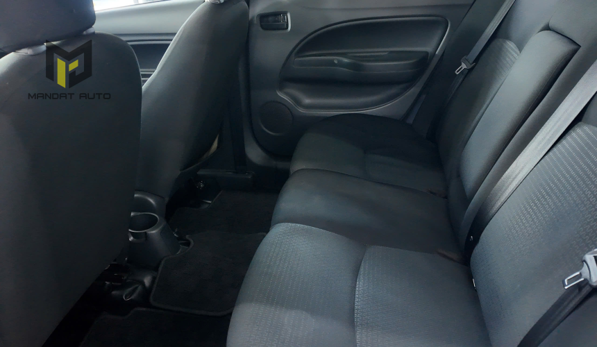 Mitsubishi Attrage 1.2MT 2021