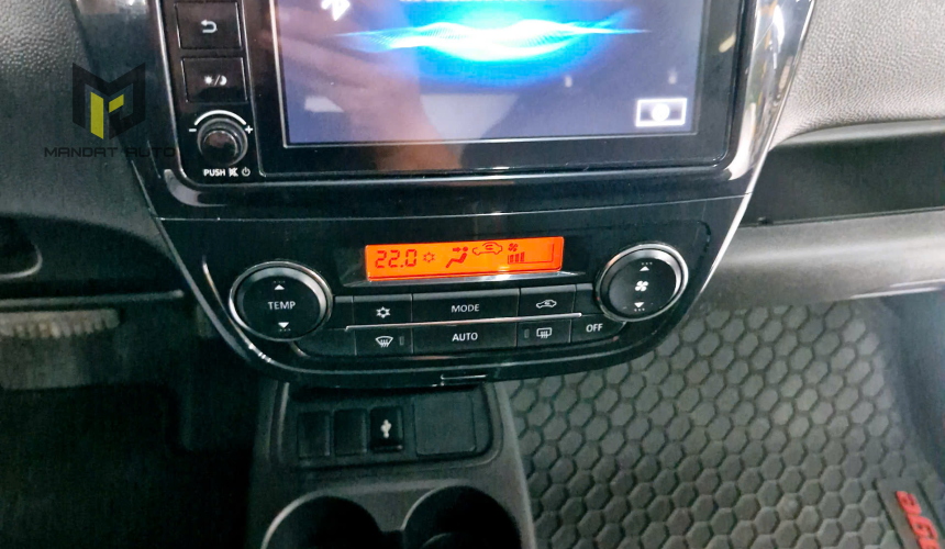 MITSUBISHI ATTRAGE 1.2AT Prenium 2021