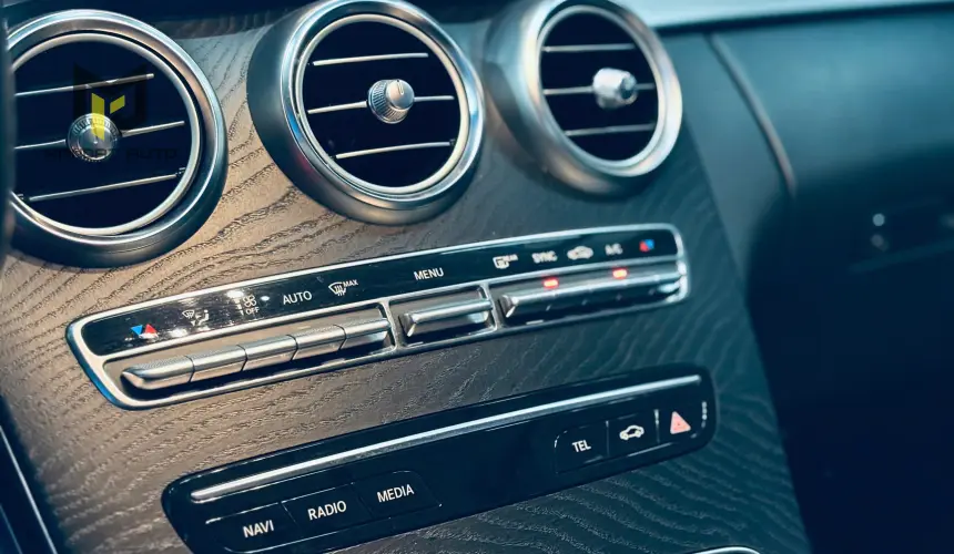 MERCEDES C200