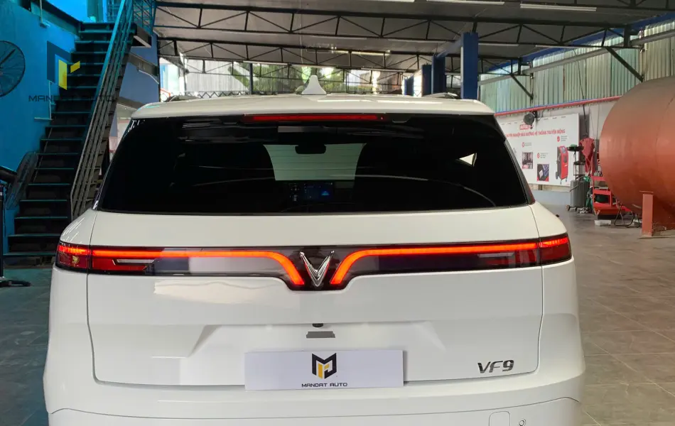 VINFAST VF9 - PLUS 6 GHẾ - 2025