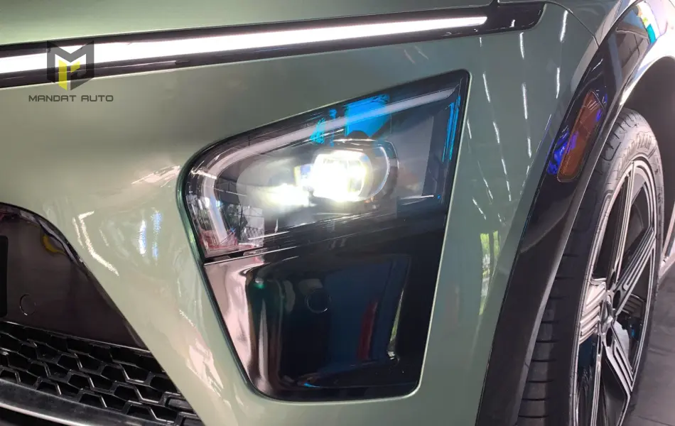 VINFAST VF7 - PLUS FWD - 2025