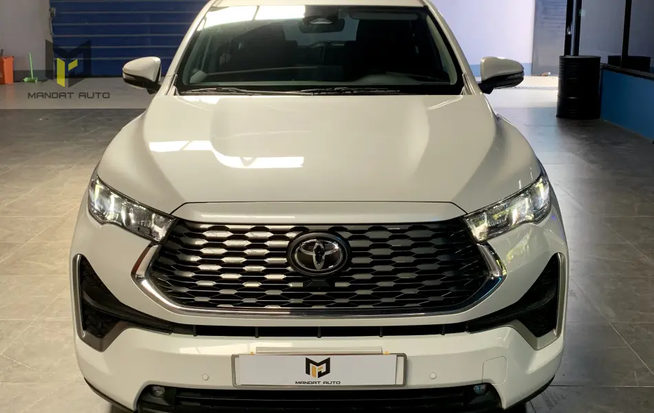 TOYOTA INNOVA CROSS HYBRID - 2025