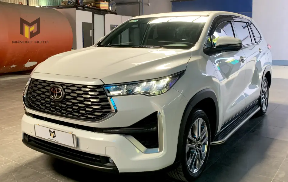 TOYOTA INNOVA CROSS HYBRID - 2025