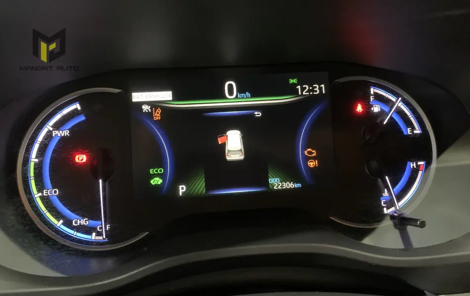 TOYOTA INNOVA CROSS HYBRID - 2025