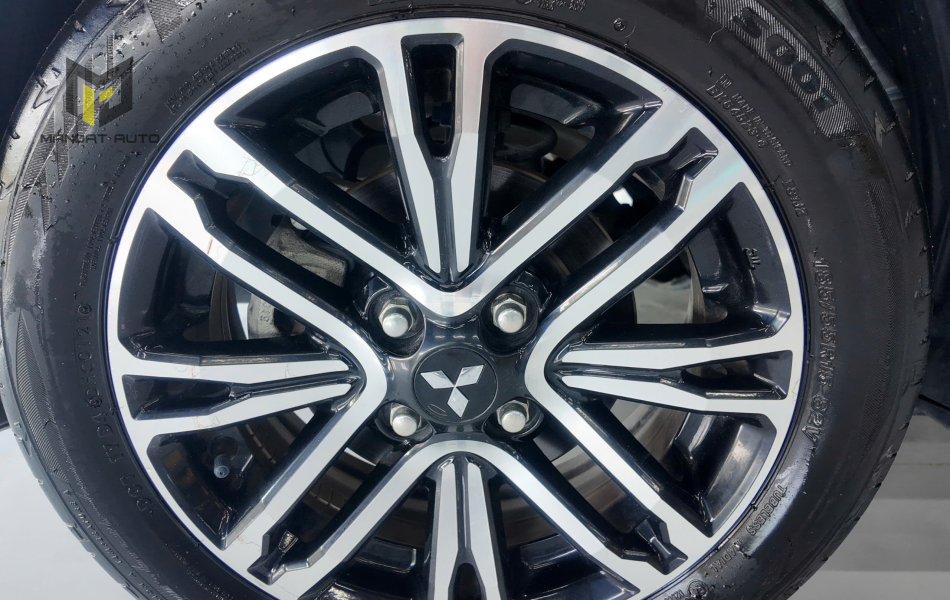 Mitsubishi Attrage 1.2MT 2021