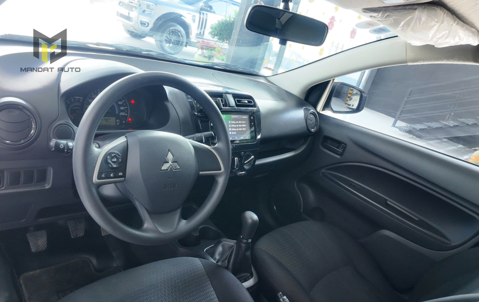 Mitsubishi Attrage 1.2MT 2021