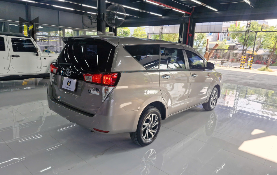 Toyota Innova 2.0G 2021