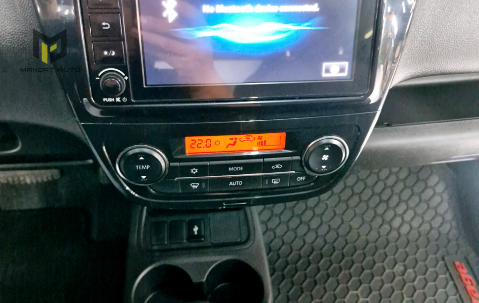 MITSUBISHI ATTRAGE 1.2AT Prenium 2021
