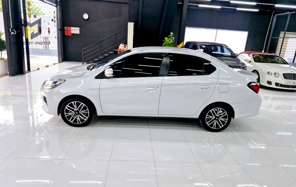 MITSUBISHI ATTRAGE 1.2AT Prenium 2021