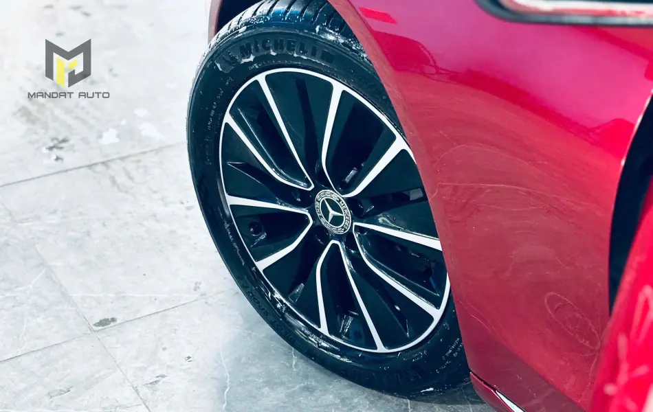 MERCEDES C200